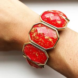 Gold shimmer & red gemstone stretch bracelet